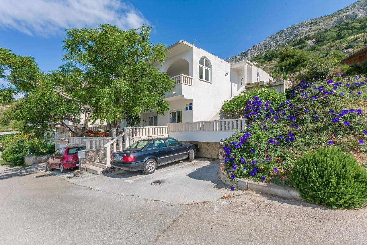 Apartments Zdenka Omiš Eksteriør bilde