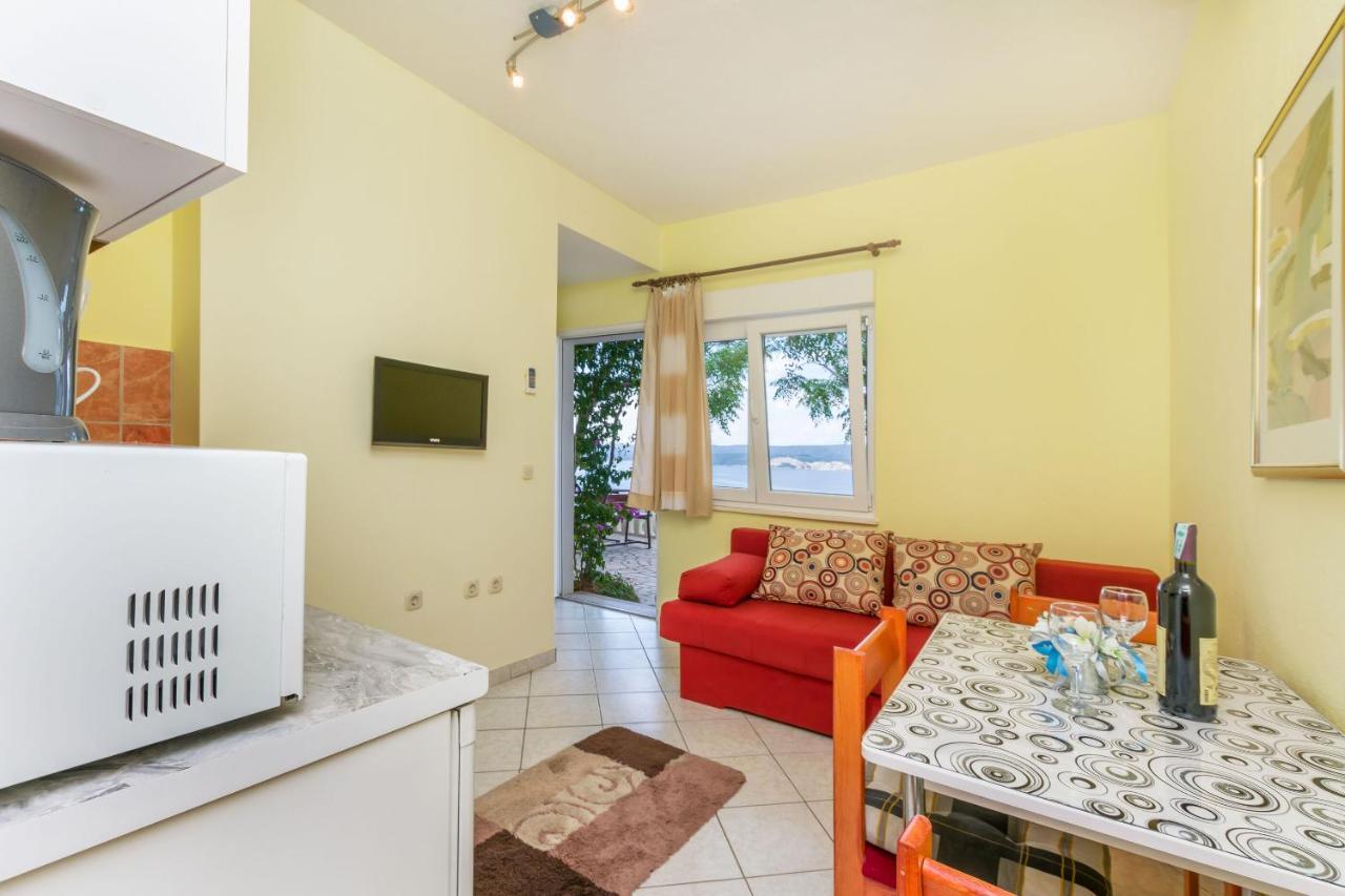 Apartments Zdenka Omiš Eksteriør bilde